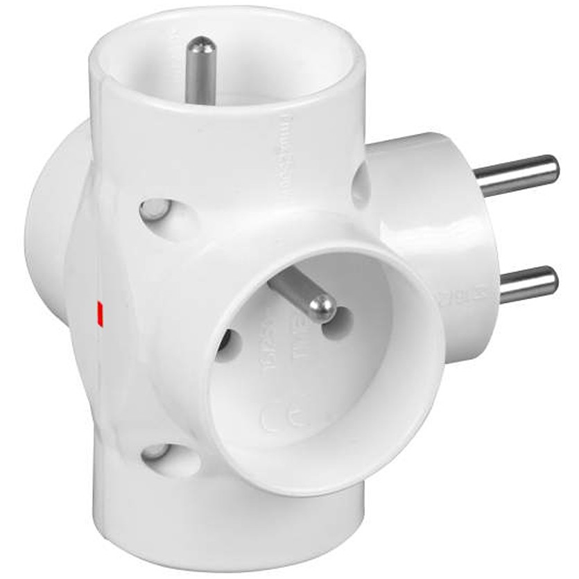 Rozbočka 4 x uz. S přepěťovým filtrem 28137 BAUMAX