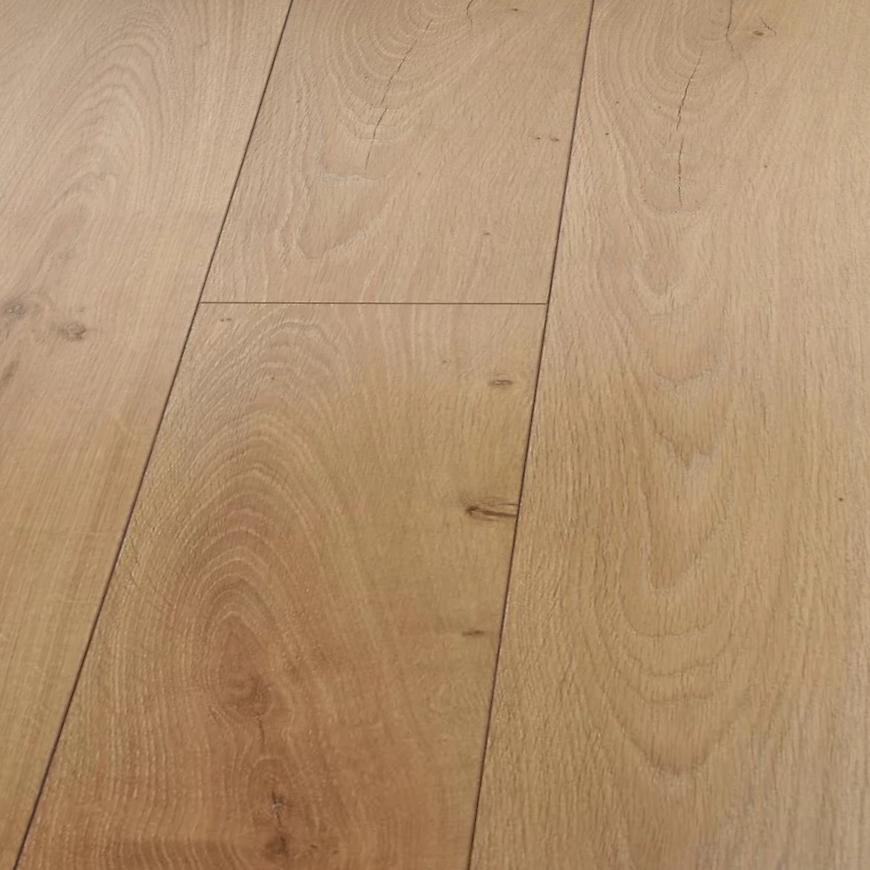 Laminátová podlaha Dub Tuluza 8mm AC4 Parquet Mercado 4557 SWISS KRONO
