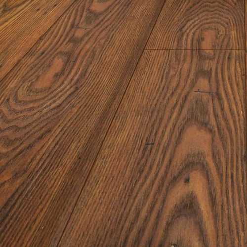 Laminátová podlaha Bakersfield Chestnut 5539 10mm AC4 4V Kronoflooring