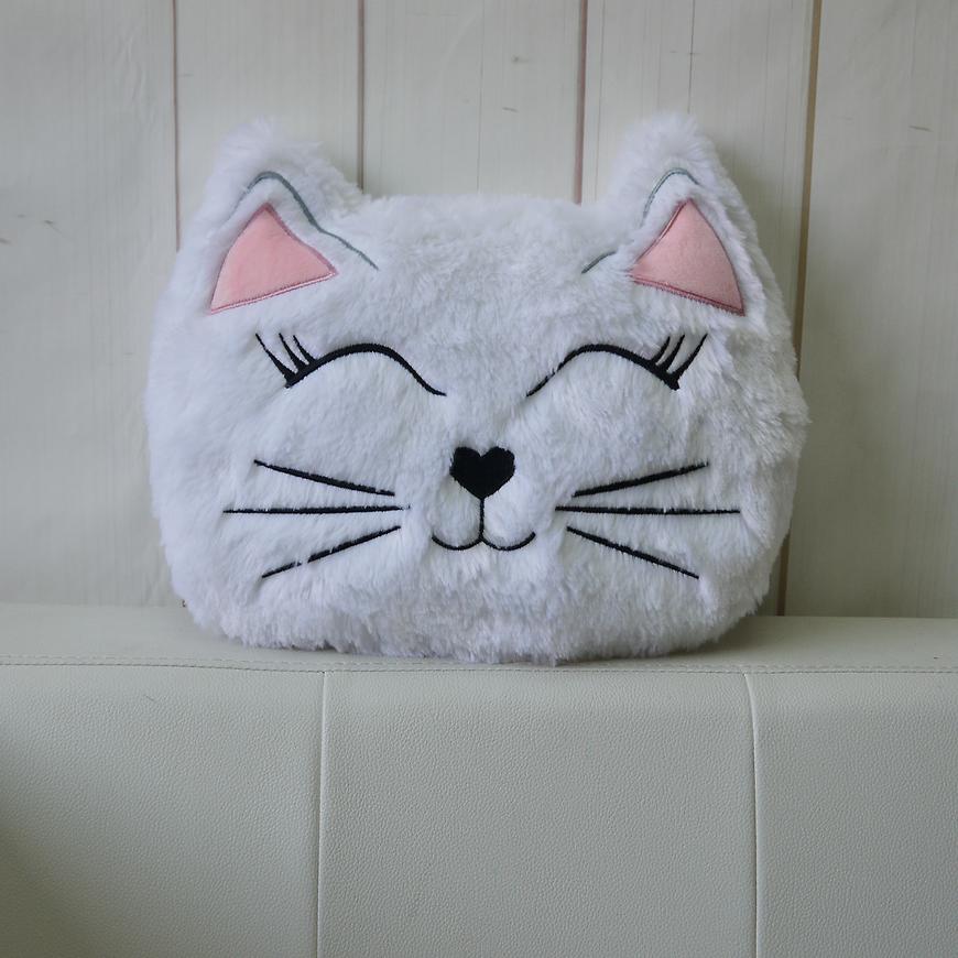 Polštář kočka 37x27 bílá Baumax