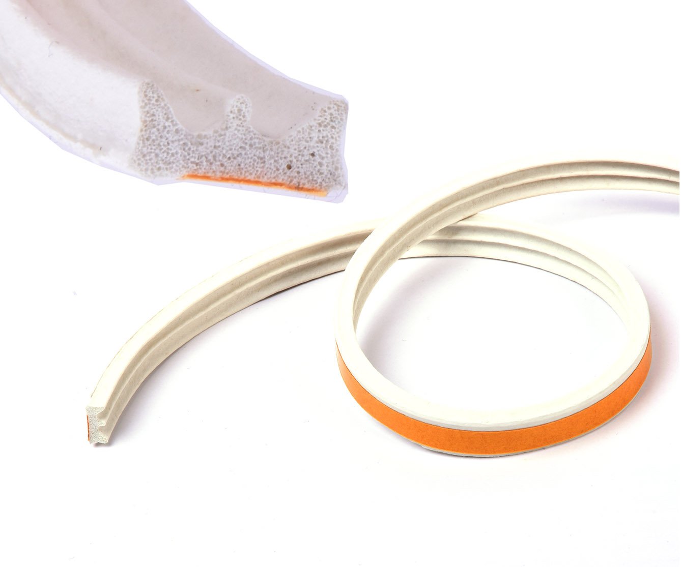 Těsnění oken a dveří E profil 9x4mm TESA samolepicí - bílé