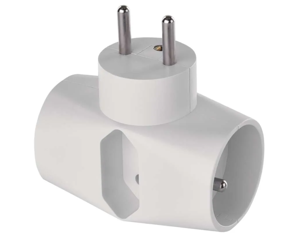 Zásuvka rozbočovací 2xkulatá 1xplochá bílá