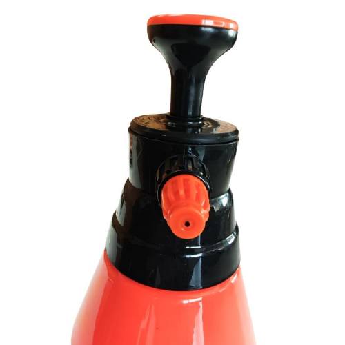 Postřikovač ruční tlakový